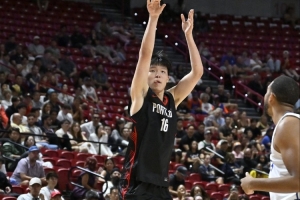 赢得主帅信任？苏群：昌西非常喜欢杨瀚森作为组织中锋的存在